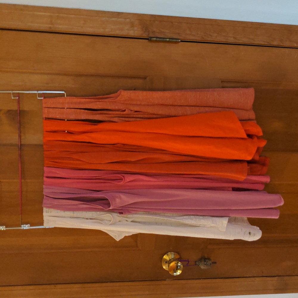 Set of 6 Old Navy Tank Tops Size S White Pink (2) Orange (3) White (1)